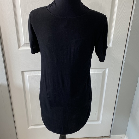 Aritzia Wilfred Free Teigen shift dress - Picture 6 of 12